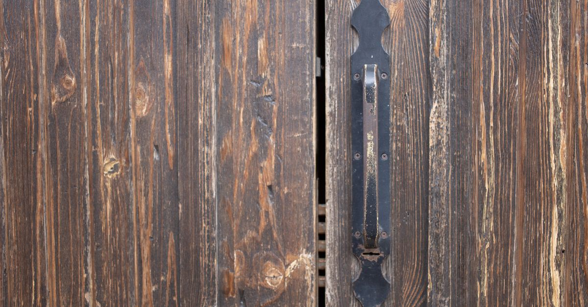 door security hardware — Sarasota Pro Locksmith