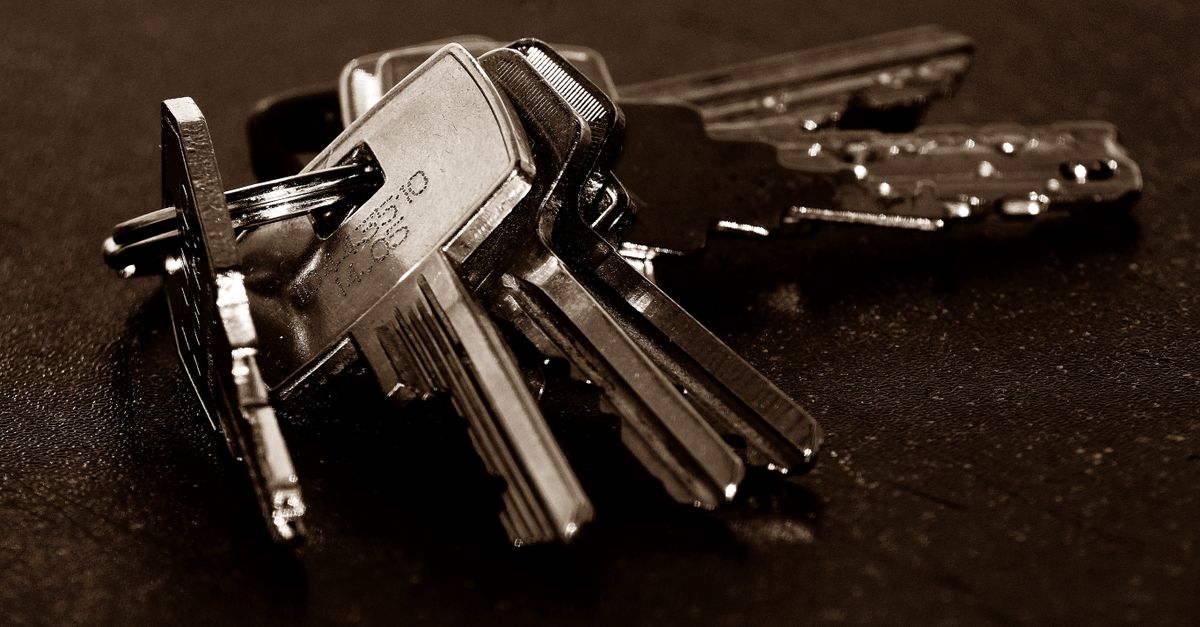 Trained, Insured Technicians and the Full Range of Lock Services We Bring to You — Sarasota Pro Locksmith